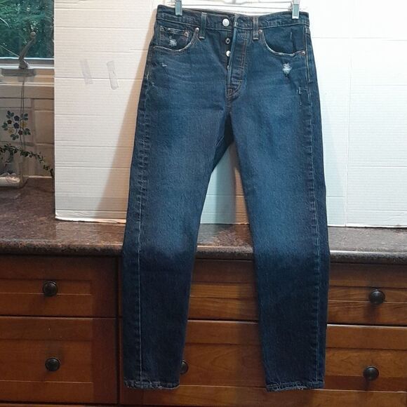 Levi's 501 Skinny Jeans...Size 28" x 28"....New Without Tags - Picture 1 of 6